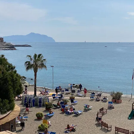 Daire Waterfront District Cenova