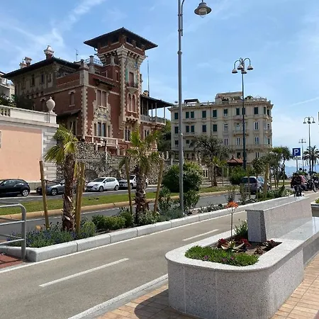 Waterfront District Appartamento *